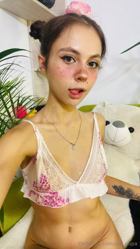 Just Pupa 高品質のスター 写真