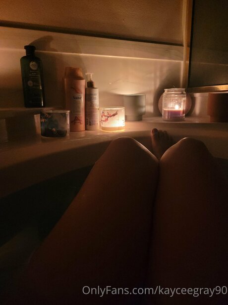 Kayceegray89 ポルノ女優 写真