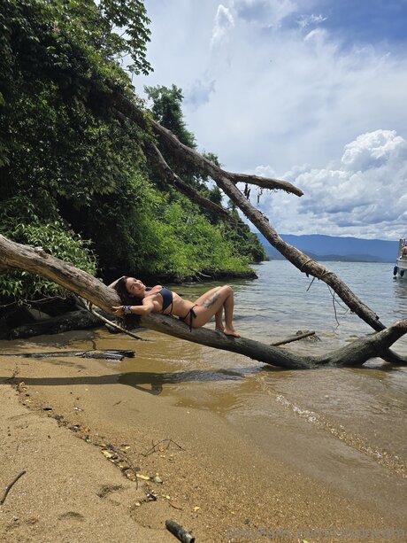 Isisoncam ポルノスター 画像