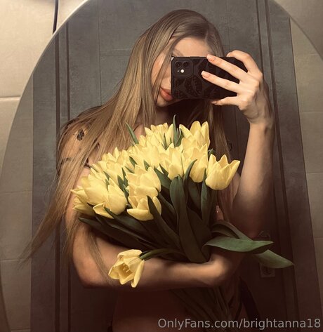 Brightanna18 ポルノスター 写真