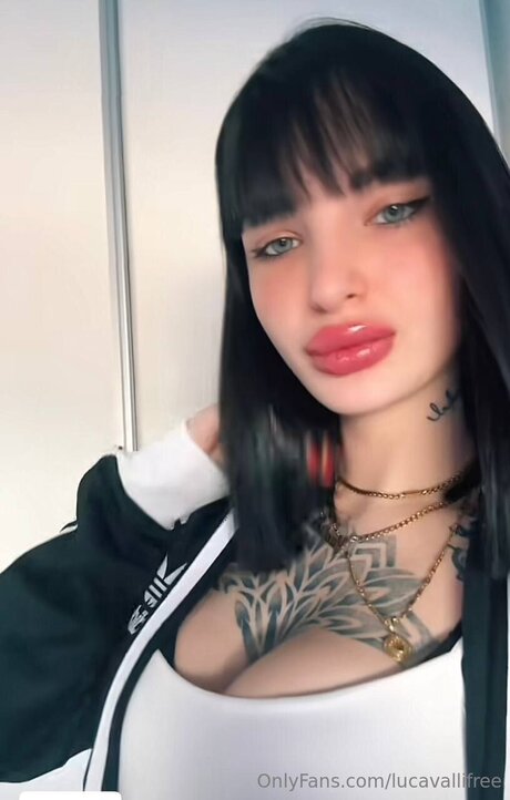 マッサージ動画 OnlyFans ヌード 写真