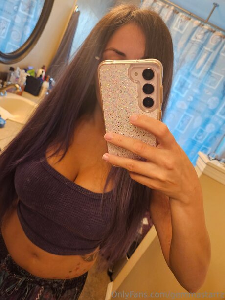 Gemmastarrz アダルトモデル 写真