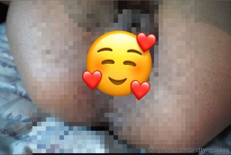 Prettynessaaa ポルノスター ギャラリー