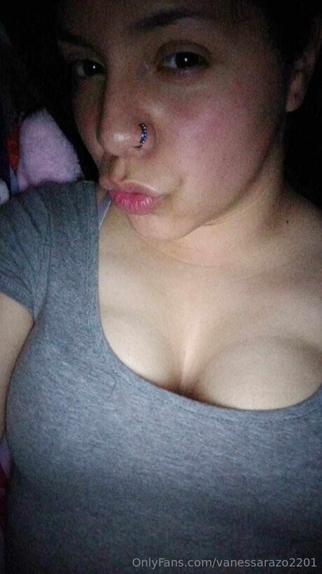 Vanessarazo2201 最高のスター ギャラリー