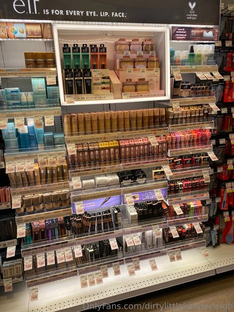 Dirtylittlekimberleigh ポルノモデル 写真