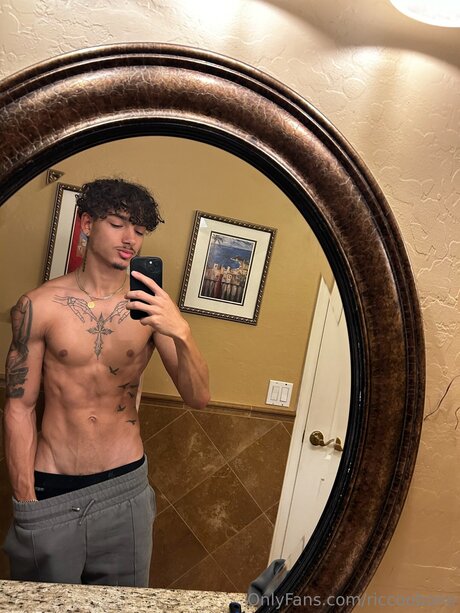 Riccoobono 完璧なスター 写真