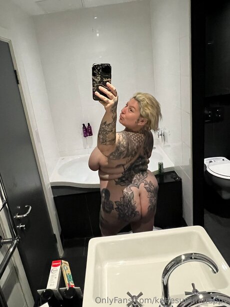 Katiesummerfree ポルノスター 画像