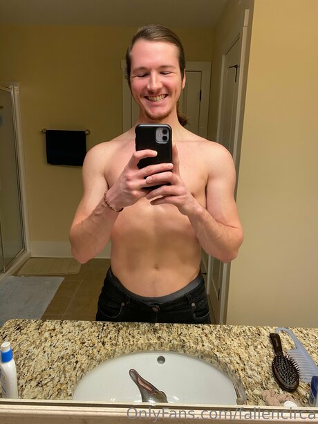 ティーンフィンガリングOnlyFans セックス 画像