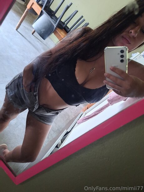 Mimii77 裸の女優 画像