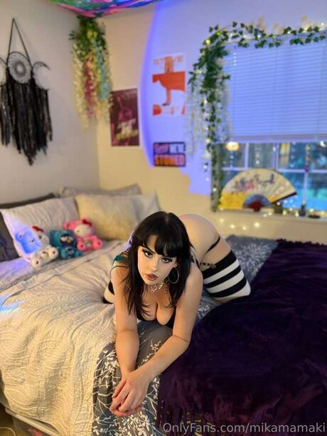 Mikamamaki ヌードモデル 画像