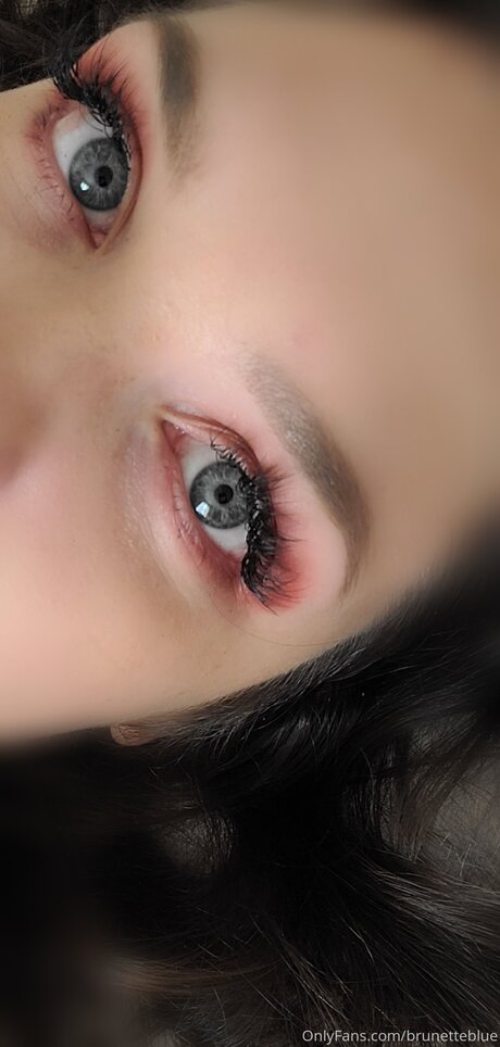 大きな黒いチンポ OnlyFans 可愛い 写真