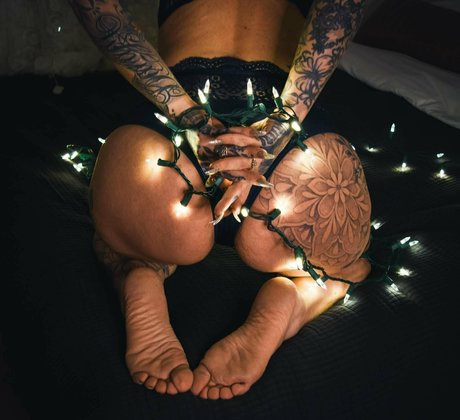 tattooedbarbie86 セクシーモデル 画像