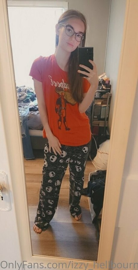 izzy hellbourne エロティックなスター ギャラリー