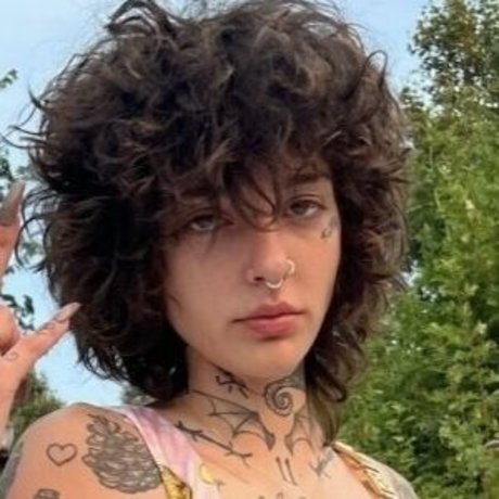 Keaton Belle ポルノスター 無料 ギャラリー