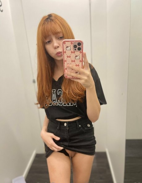 babycaroline 69 女優 写真