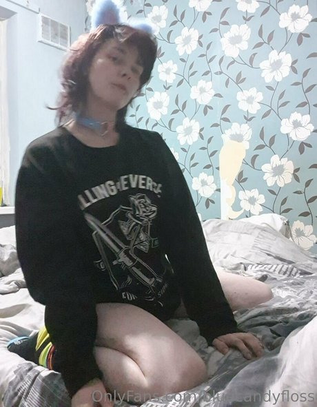 女装オンリーファン ヌード 画像