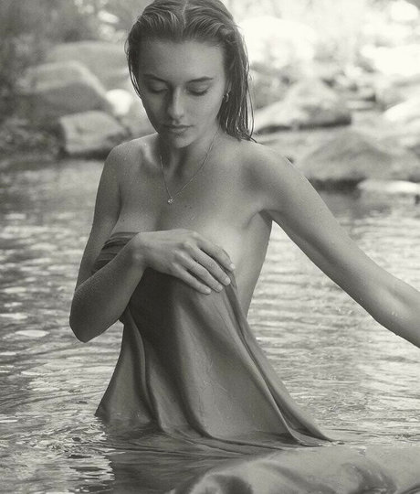 Ella Kernkamp 可愛いモデル 写真