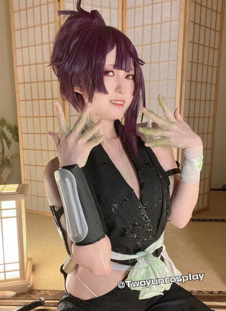 Twoyun 高品質のスター 写真