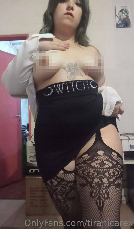 tiranicarex ポルノスター 高品質 写真