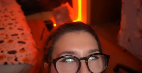 Emilyuwo ヌードモデル アーカイブ