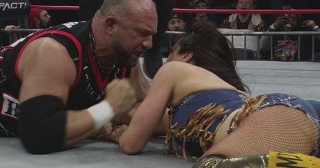 膨らみ OnlyFans 無料ヌード 写真