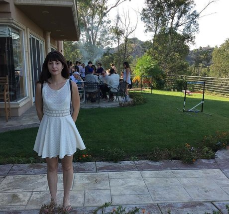 Allison Raskin 裸のモデル アーカイブ