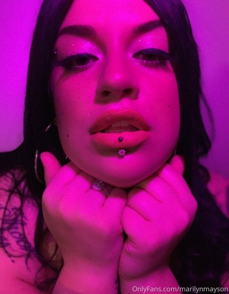 巨乳 射精 OnlyFans セックス 写真