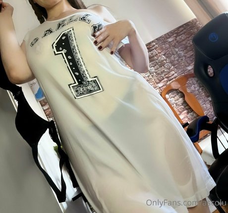 大きな白いチンポ OnlyFans 無料裸 画像