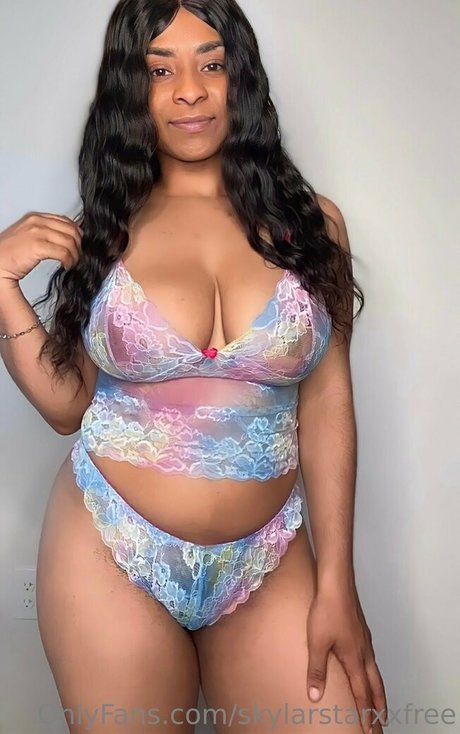 skylarstarxxfree エロティック女優 画像