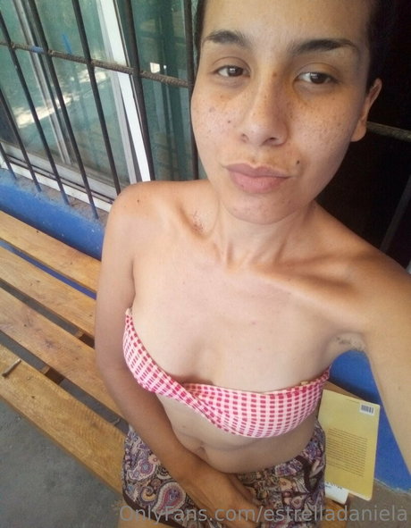 本物のティーンオンリーファン 無料裸 画像