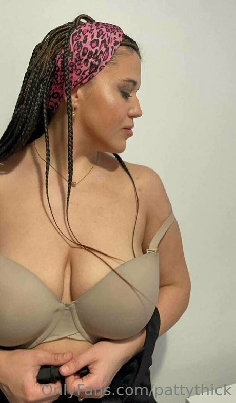 puff mommy xxx ポルノモデル 画像