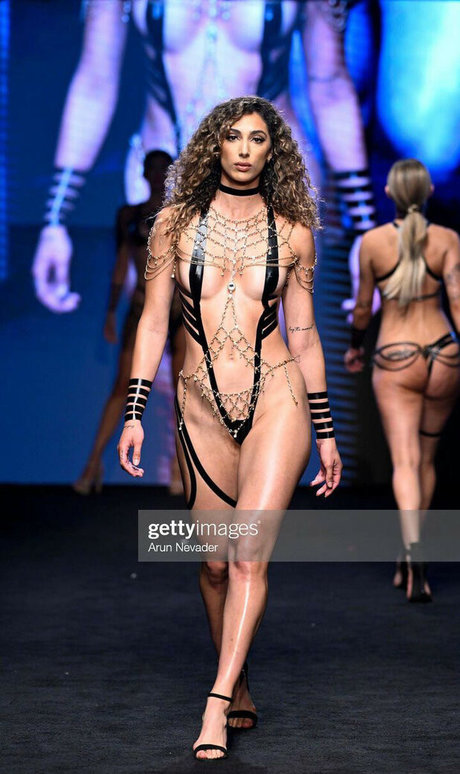 Alexia Balistreri セックス女優 ギャラリー