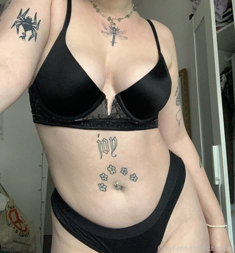 ez butler ポルノスター 可愛い 写真