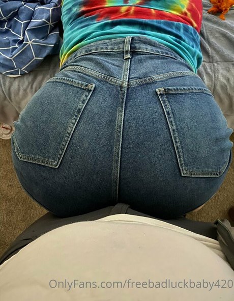 freebadluckbaby420 ポルノスター 可愛い 画像