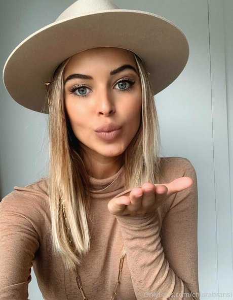 chiarabransi 無料女優 写真