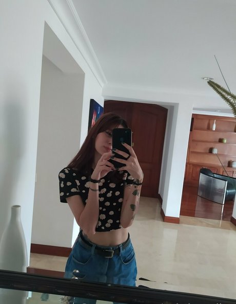 sabrinamiles ポルノスター ヌード 写真