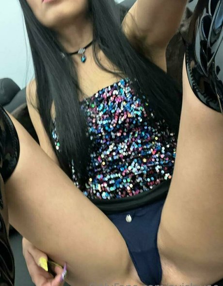 avislovee xxx女優 画像