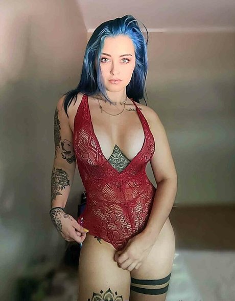 Beth Licious 裸の女優 写真