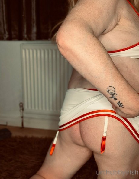 黒髪の熟女OnlyFans 可愛い ギャラリー