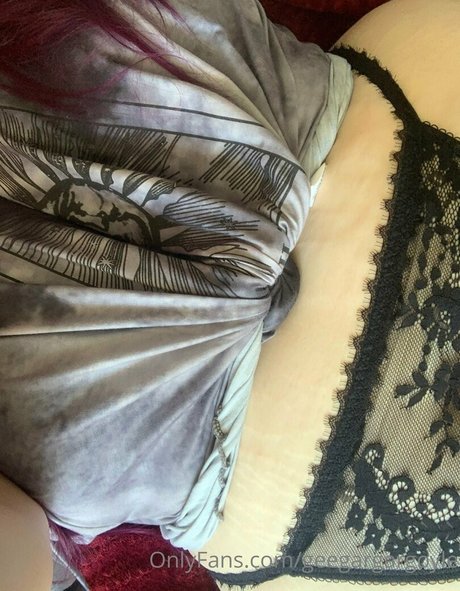 geegargargoyle アートモデル 写真