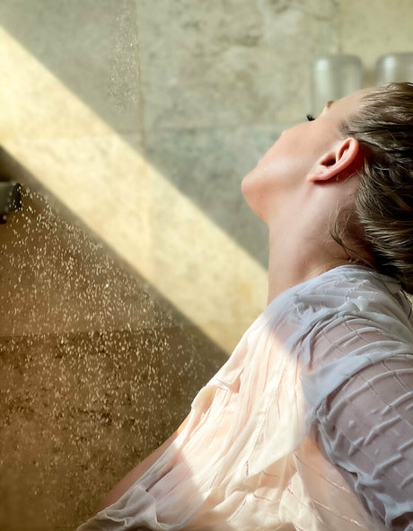 ビンボオンリーファンズ ホットセクシー 写真