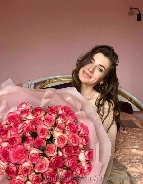 セクシーなブロンドのOnlyFans ポルノ 写真