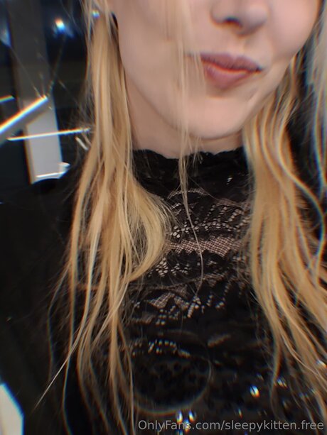 Sleepykitten Free かわいいスター 画像