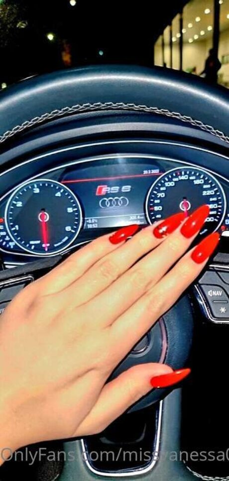 Missvanessa0 ヌードのポルノスター ギャラリー