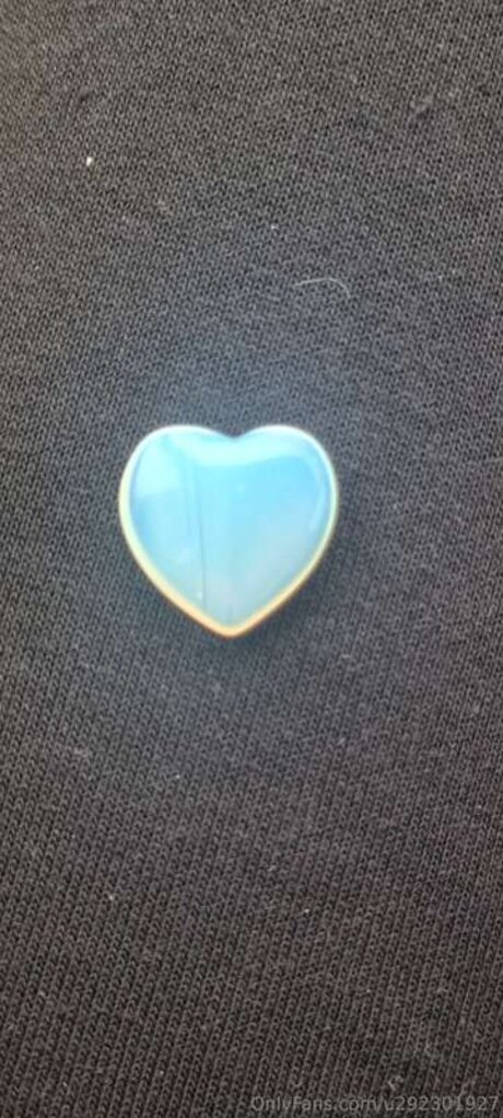 U292301927 高品質モデル 画像