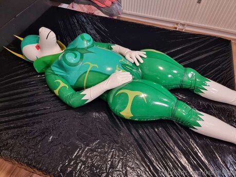 スリムな熟女OnlyFans 無料セクシー ギャラリー