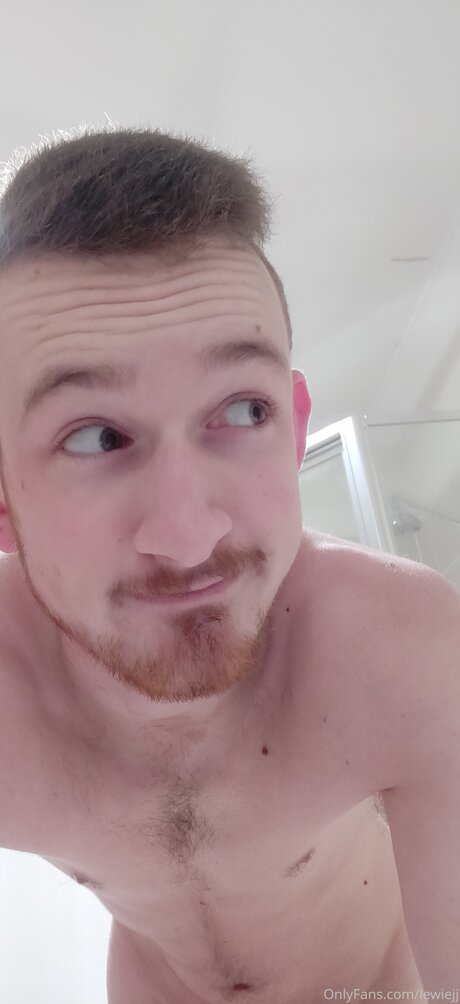 クソなOnlyFans 無料ポルノ 画像