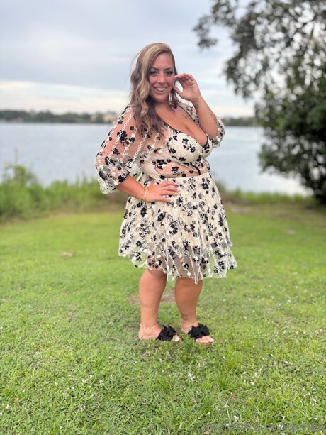 ビンボオンリーファンズ アートヌード 写真