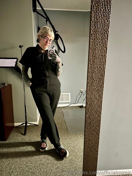 Officialmimic xxx女優 画像