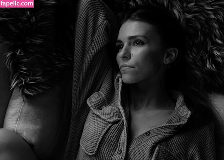 ライブストリーミングOnlyFans アートヌード 画像